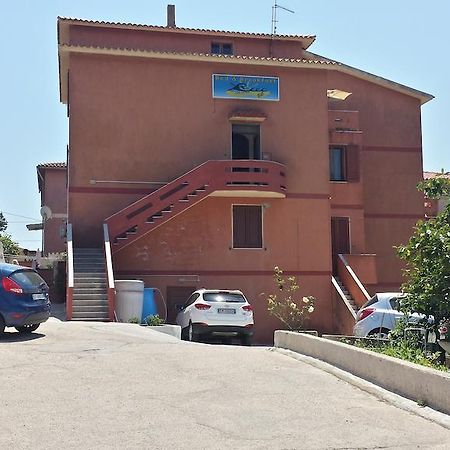 Guest House Tra Rocce E Mare La Maddalena  Exterior photo