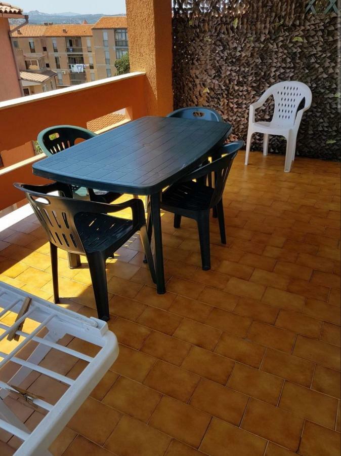 Guest House Tra Rocce E Mare La Maddalena  Exterior photo